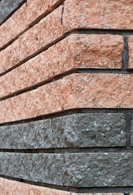 Фасадный камень бетонный сухопрессованный угловой 22.5*10*6.5 см