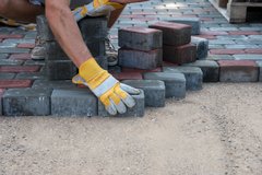 Укладка тротуарной плитки бетонной