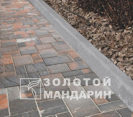 Бордюр дорожный бетонный сухопрессованный (100*30*15 см)