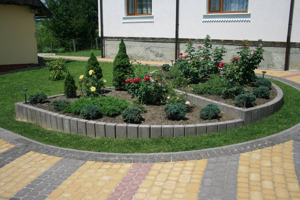 Столбик садовый бетонный сухопрессованный (h=30 см)